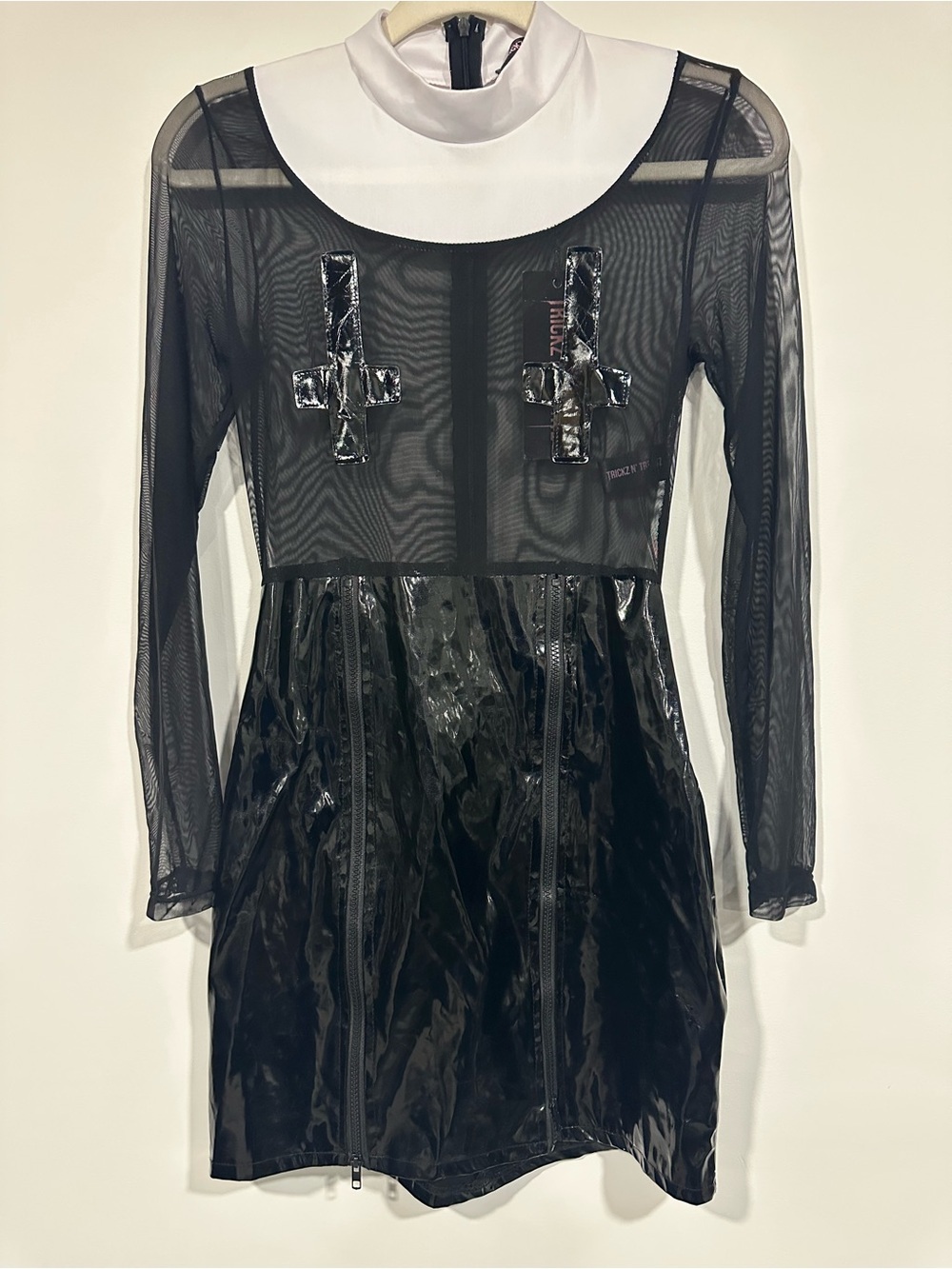 NWT Dolls Kill Trickz N' Treatz Sinful Mama Don't Preach Costume M
